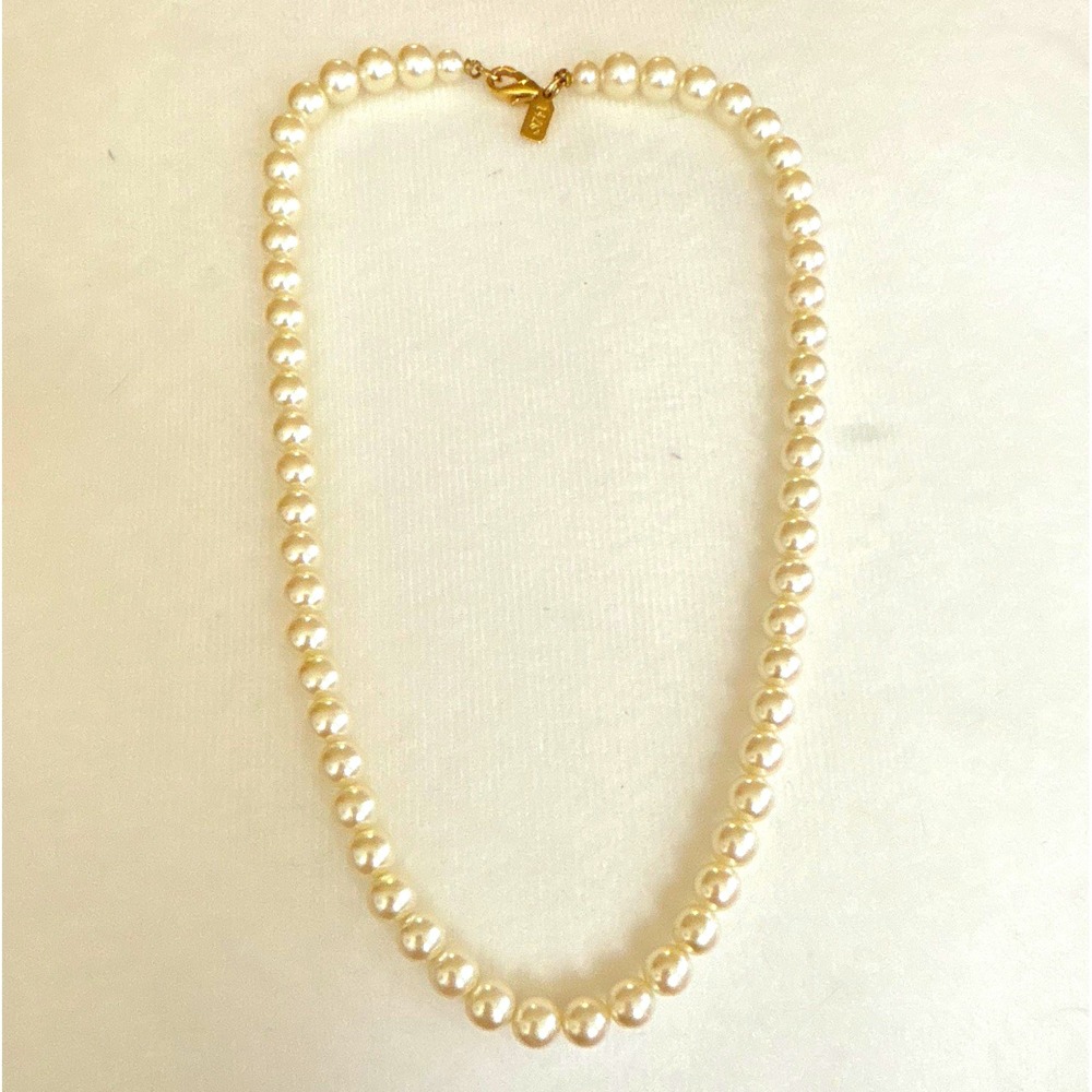1928 Jewelry Co Faux Pearl Strand Necklace Gold Tone Lobster Clasp Vintage Style